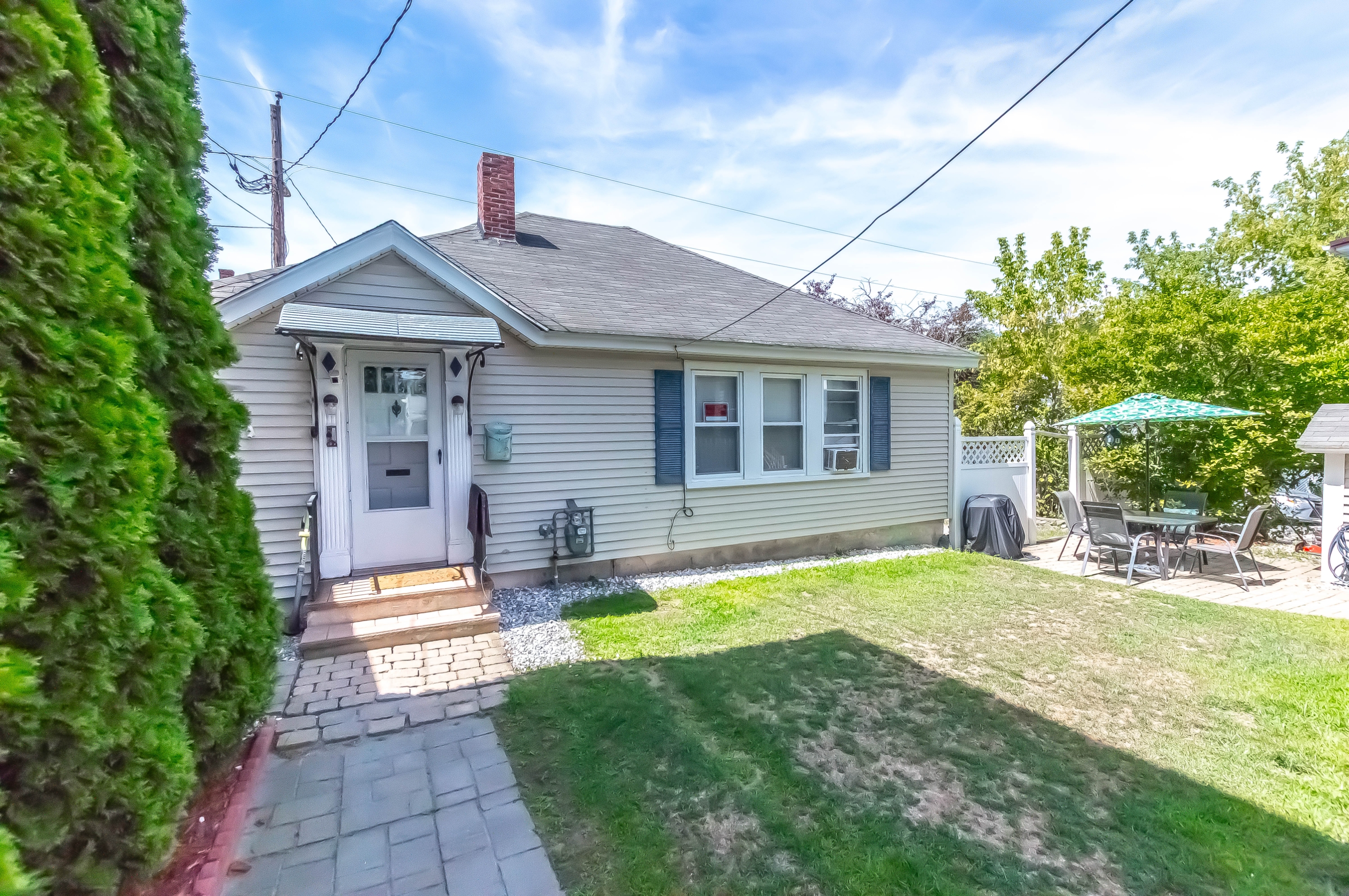 204 Alsace Street - 3